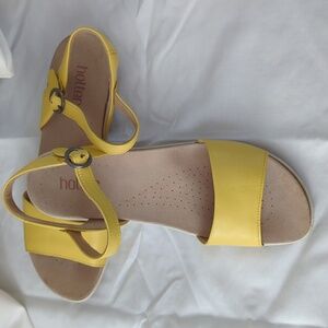 Hotter sandals yellow size 11